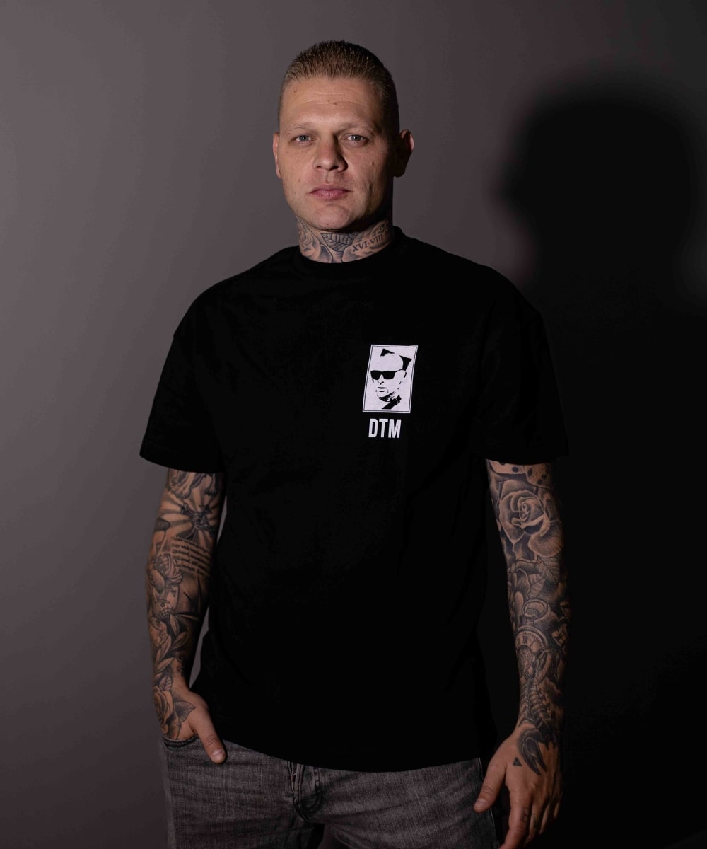 DTM T-shirt "Nothing on the hand"